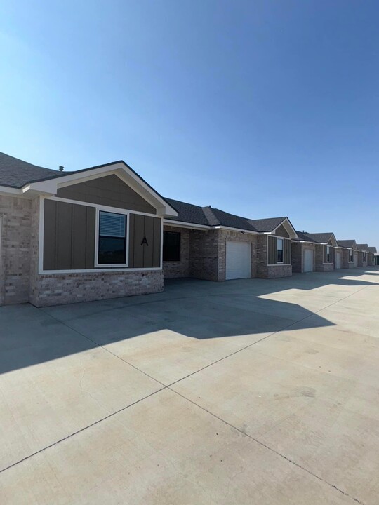 9950 Ajuga Ln in Amarillo, TX - Building Photo