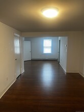 1 Farnsworth St in New London, CT - Building Photo - Building Photo