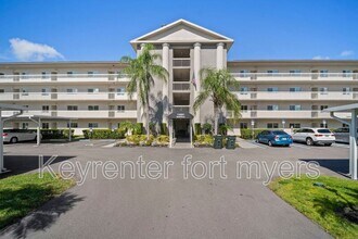 14891 Hole in 1 Cir in Ft. Myers, FL - Building Photo - Building Photo