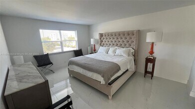 619 Orton Ave, Unit 405 in Fort Lauderdale, FL - Building Photo - Building Photo