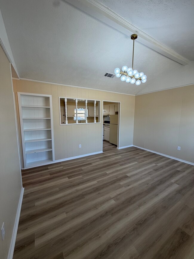 1105 6th St in Meridian, MS - Building Photo - Building Photo