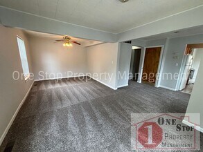 606 S Fairview Ave in Independence, MO - Building Photo - Building Photo