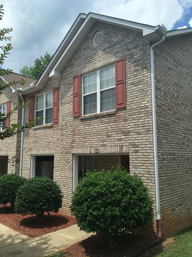 property at 814 Maupin Ave