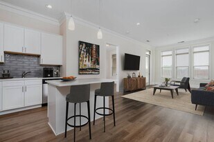 Harrison Park Apartments in Columbus, OH - Building Photo