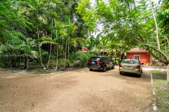 14000 N Miami Ave in Miami, FL - Building Photo - Building Photo