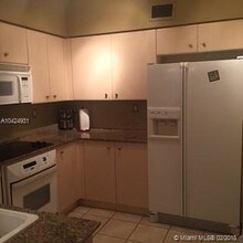 3370 NE 190th St-Unit -406 in Aventura, FL - Building Photo - Building Photo