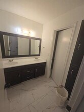 606 Towne House Ln in Richardson, TX - Foto de edificio - Building Photo