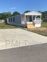 123 Dogwood Dr in Kilgore, TX - Building Photo