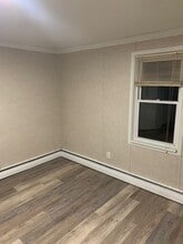 1 E Broad St in Palmyra, PA - Foto de edificio - Building Photo