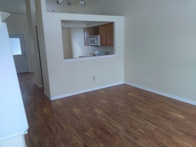 property at 1989 Woodside Blvd