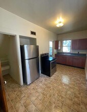 319 S 8th St in Quincy, IL - Building Photo - Building Photo