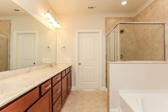 121 Shiloh Ridge in Hendersonville, TN - Building Photo - Building Photo