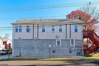 234 E 9th Ave, Unit 2 in Roselle, NJ - Building Photo - Building Photo