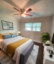 5005 Brighton Rd in Austin, TX - Foto de edificio - Building Photo