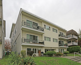 Earl's Court in New Westminster, BC - Building Photo - Primary Photo