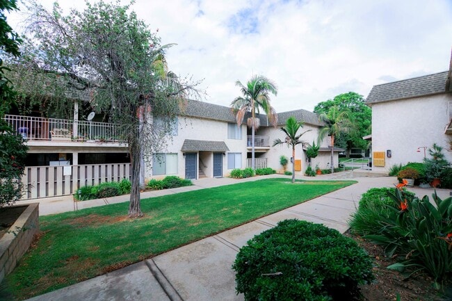 316-356 W. Meda Ave. Glendora CA. 91741