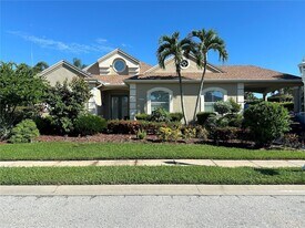 4727 Spinnaker Dr in Bradenton, FL - Building Photo