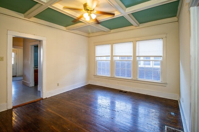 1107 E Walnut St in Columbia, MO - Building Photo - Building Photo