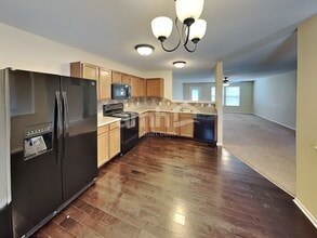 8457 S Firefly Dr in Pendleton, IN - Building Photo - Building Photo