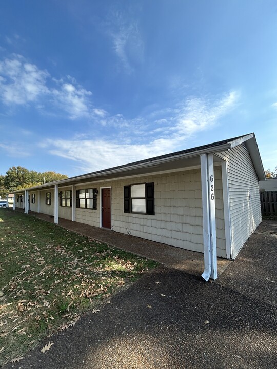 626 N 32nd St in Paducah, KY - Building Photo