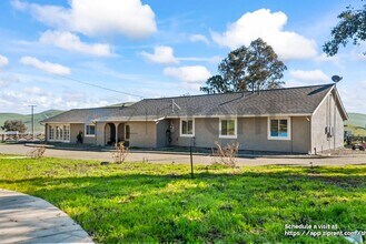 3966 Dyer Rd in Livermore, CA - Building Photo - Building Photo
