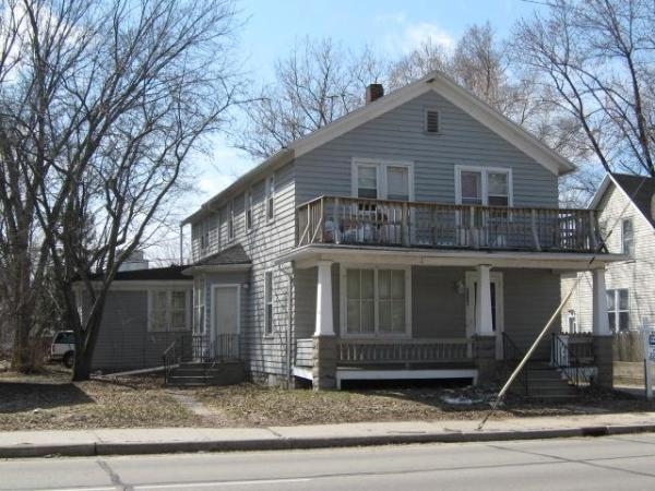 843 Shawano Ave in Green Bay, WI - Building Photo