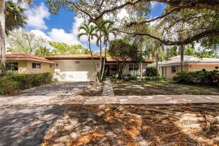 1449 Baracoa Ave in Coral Gables, FL - Building Photo
