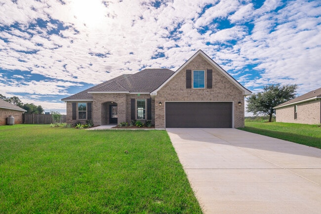 3632 Ancient Oaks Cir