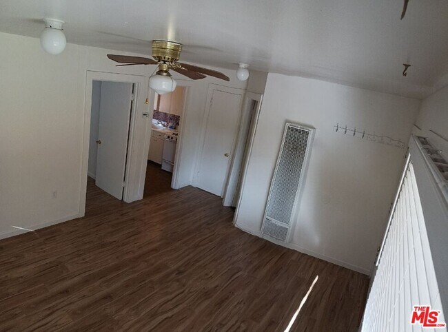 26 Hfu Cir-Unit -6 in Coleville, CA - Building Photo - Building Photo