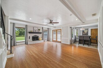 1711 Chestnut Ridge Rd in Houston, TX - Building Photo - Building Photo