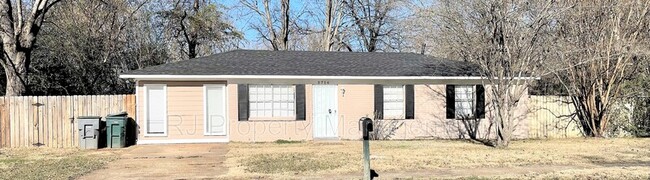 property at 3716 Bluff Wood Dr