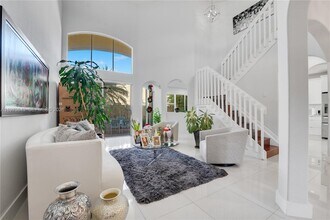 11261 NW 55th Ln in Doral, FL - Building Photo - Building Photo