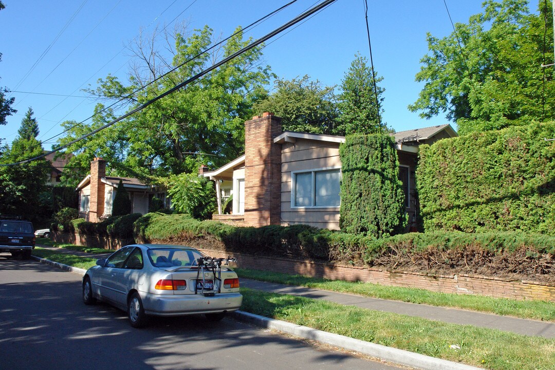 1405 NE 26th Ave in Portland, OR - Building Photo