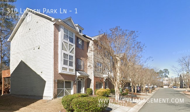 310 Linden Park Ln in Cary, NC - Building Photo - Building Photo