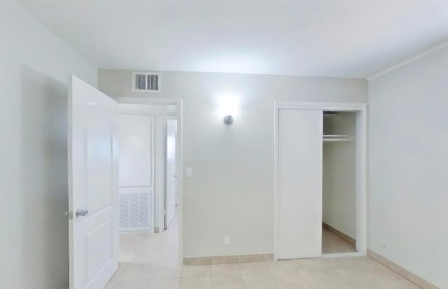 property at 1647 W Pueblo Ave