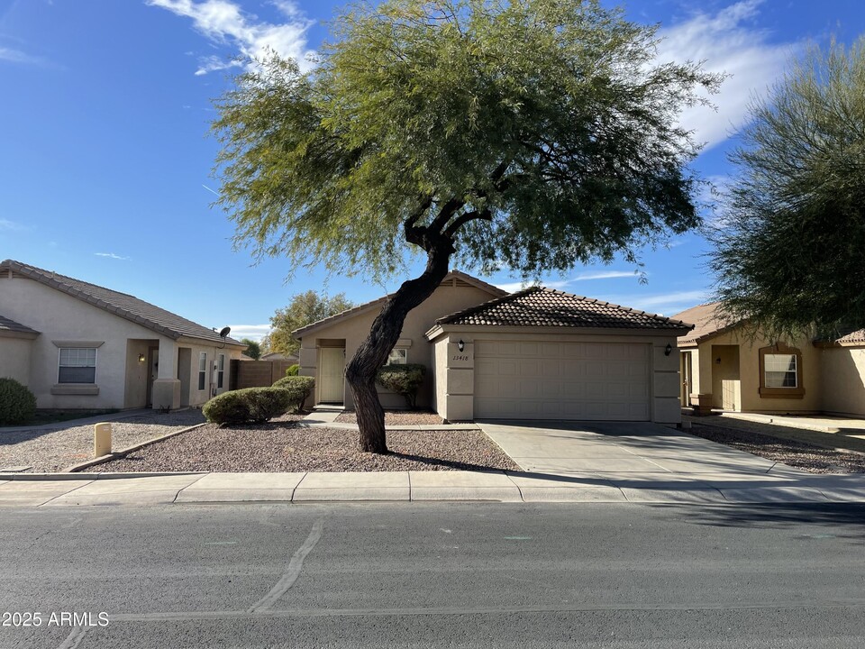 13418 N 124th Ln in El Mirage, AZ - Building Photo