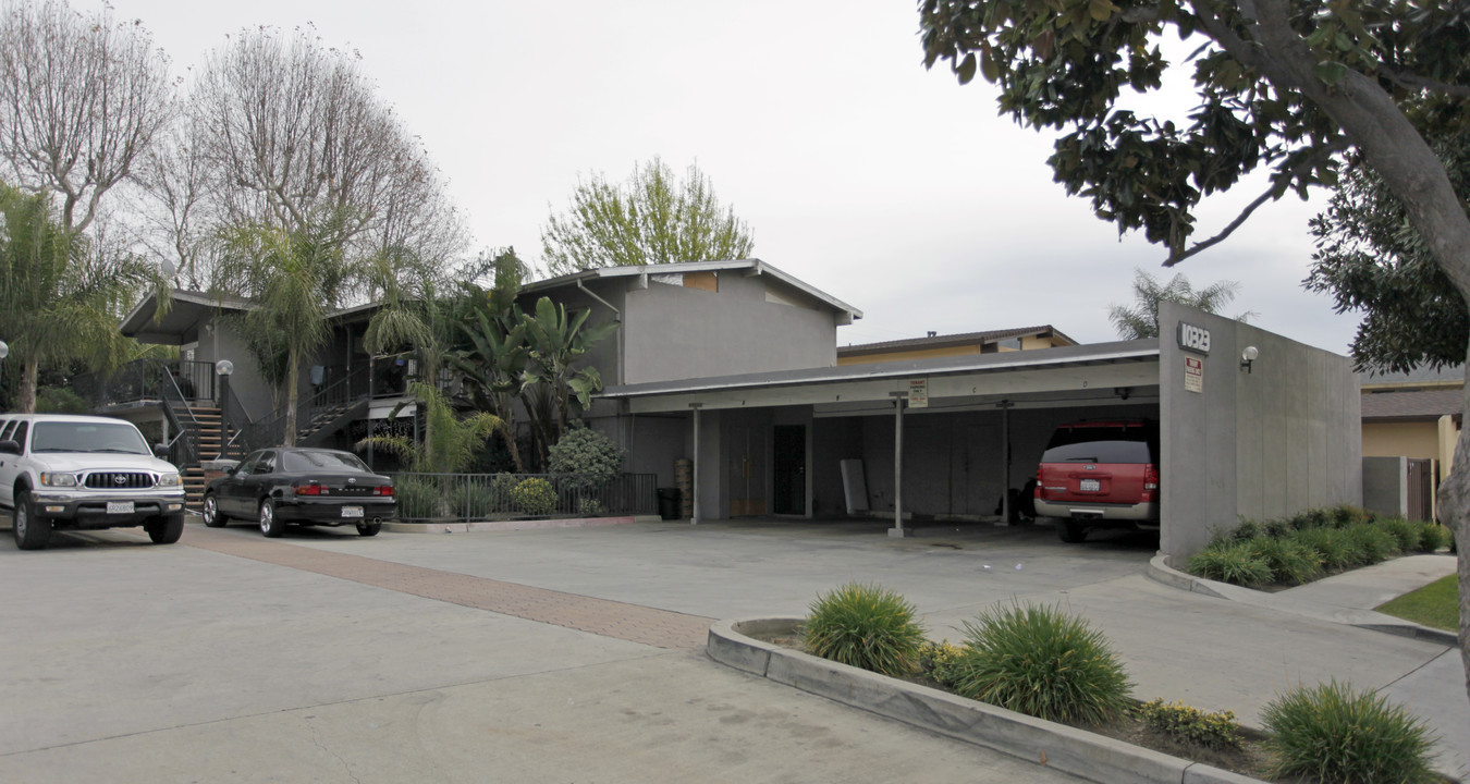 10323 Pradera Ave in Montclair, CA - Building Photo