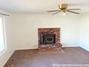 4516 Janice Ave NE in Salem, OR - Building Photo - Building Photo