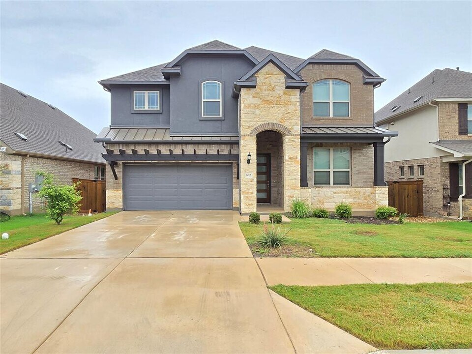 1013 Amber Crk Wy in Leander, TX - Building Photo