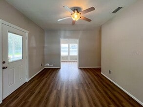 1818 NE 17th Way in Gainesville, FL - Building Photo - Building Photo