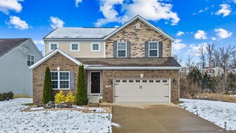 430 Rockcrest Way in Louisville, KY - Building Photo