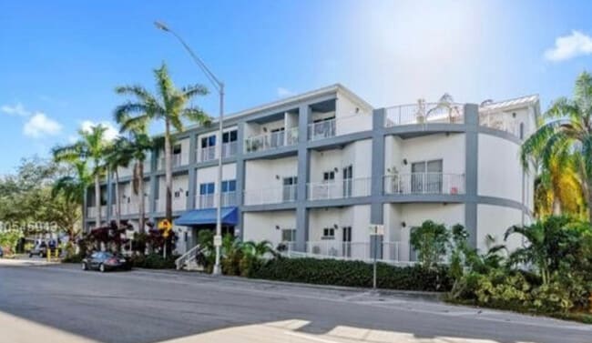 2734 Bird Ave, Unit 111