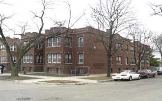 1620-1622 N Leclaire Ave Apartments