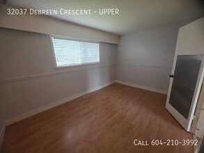 32037 Debreen Crescent in Abbotsford, BC - Building Photo - Building Photo