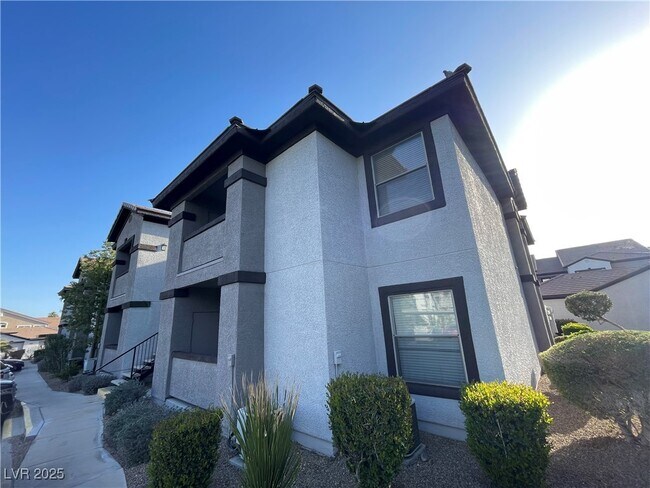 property at 45 Maleena Mesa St