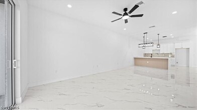 1009-1011 NE 15th Ln in Cape Coral, FL - Building Photo - Building Photo