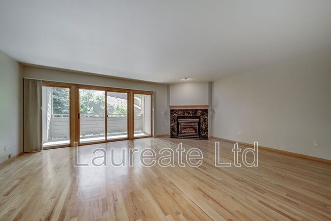 23597 Genesee Village Rd in Golden, CO - Foto de edificio - Building Photo