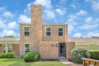 11812 Southlake Dr in Houston, TX - Building Photo - Building Photo