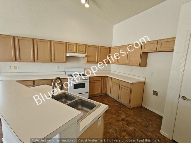 10057 E Paseo San Bruno in Tucson, AZ - Building Photo - Building Photo