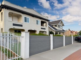 603 1/2 W 49th St in Los Angeles, CA - Building Photo